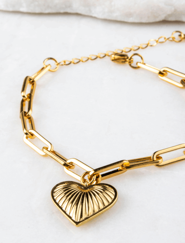 Crystal Ridge Heart Charm Chunky Paperlink Waterproof Bracelet - 18k Gold Plated/Stainless Steel - Image 3