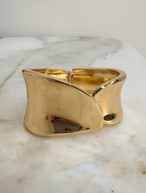 Delores Chunky Bangle - Gold