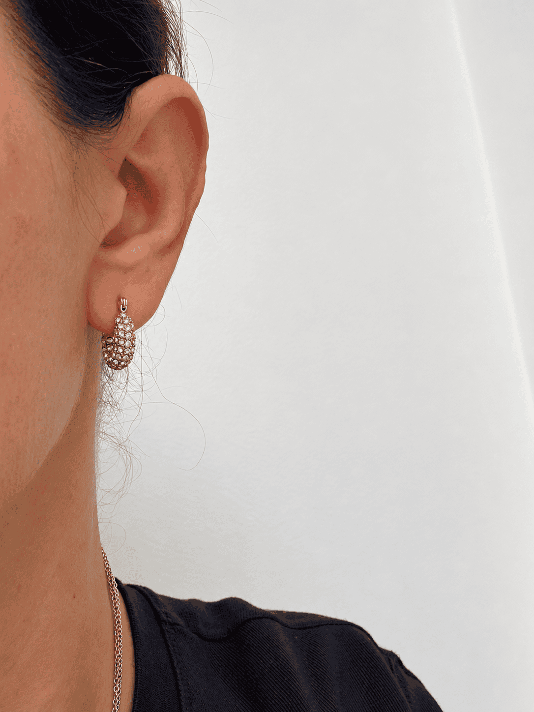 Sample Sale No59. Small gold/crystal hoops. - Image 2