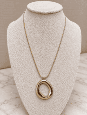 Sample Sale no14-Waterproof short necklace with charm.