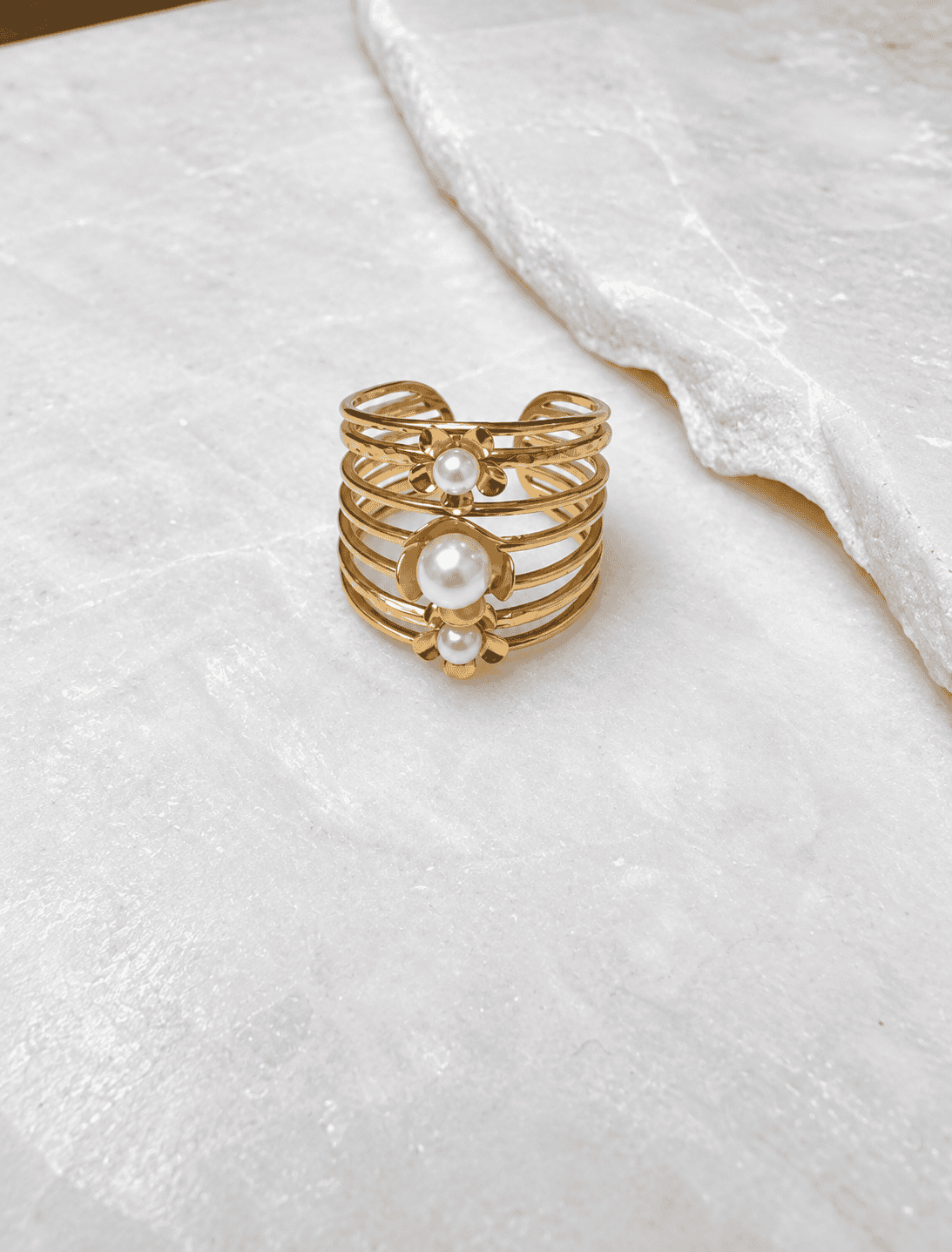 Sample Sale No58-Layered ring-Gold/pearl.