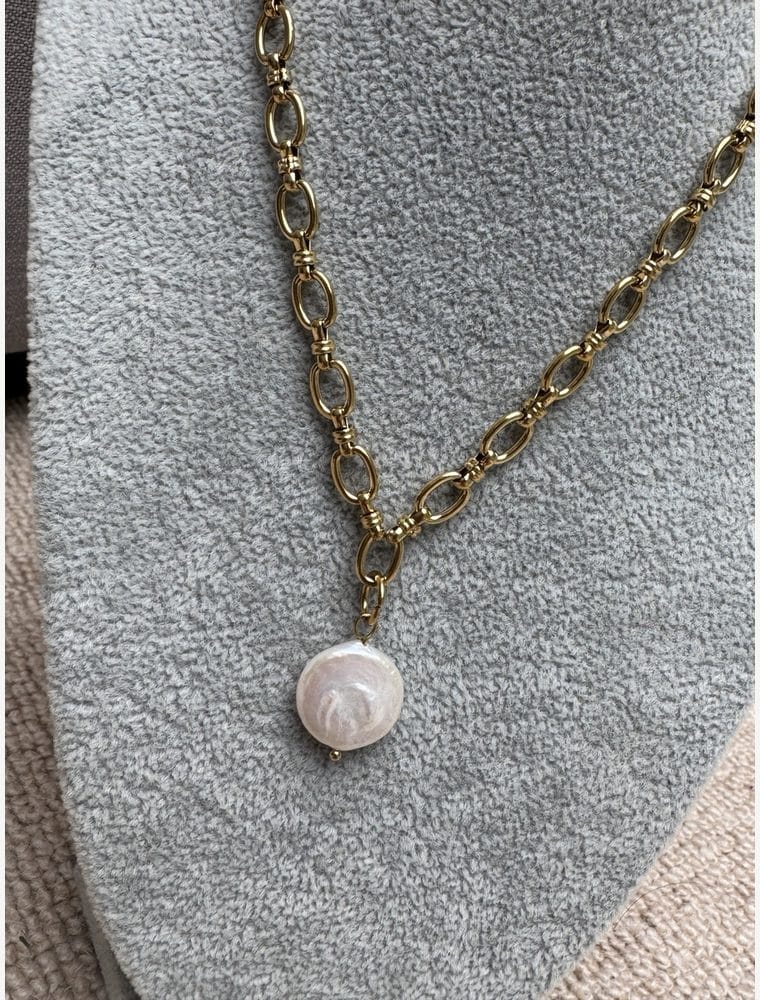 Sample Sale No40. Waterproof oval chain necklace with freshwater pearl charm. - Image 3