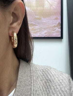 Sample Sale No68-Chunky gold hoop earrings.