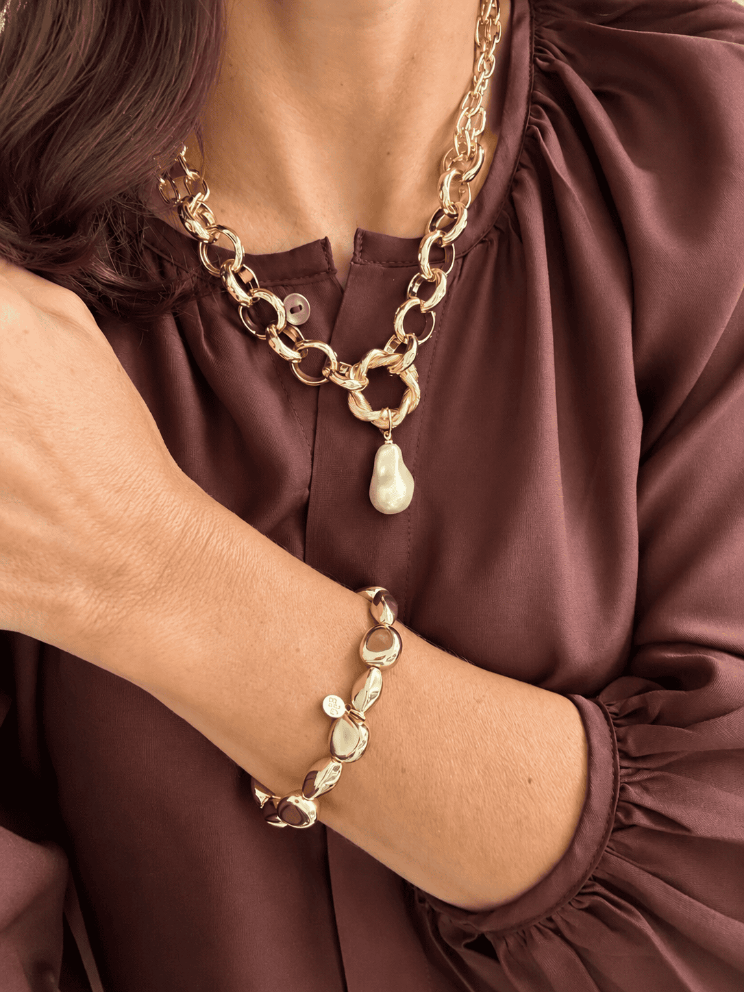 Antoni stretch beaded bracelet-14k gold plated. - Image 4